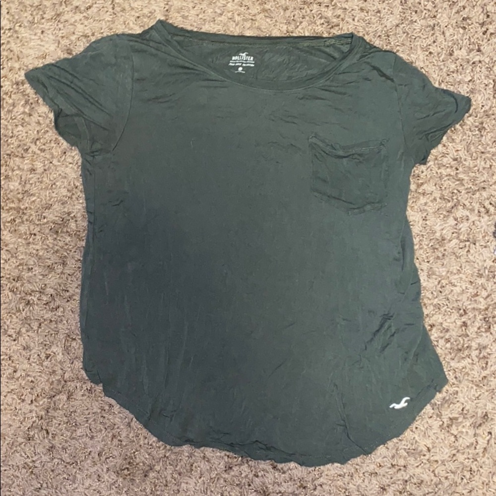 Hollister Must- Have Collection t-shirt